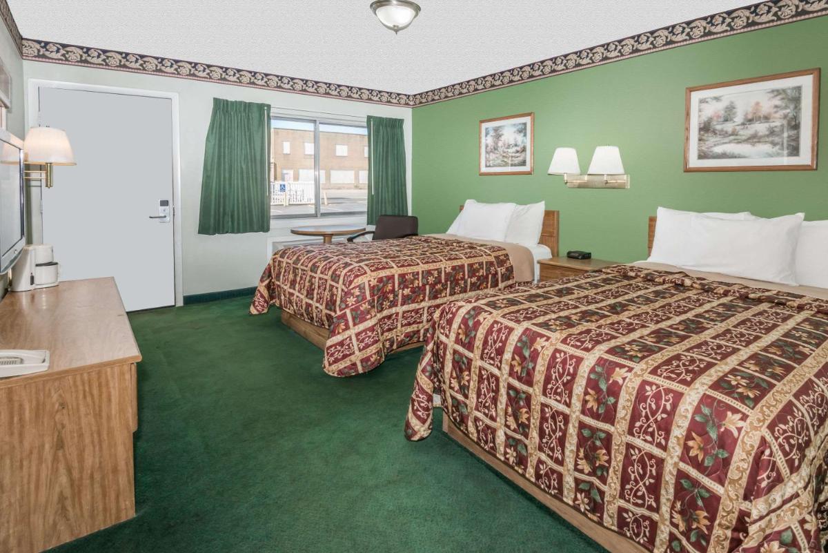 Knights Inn Ottawa image 21
